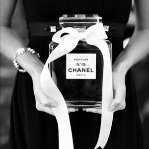 👑 Elegance is....... 👑